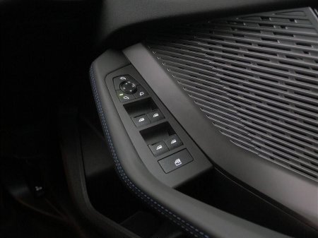 2025 BMW 2-Series - photo 20