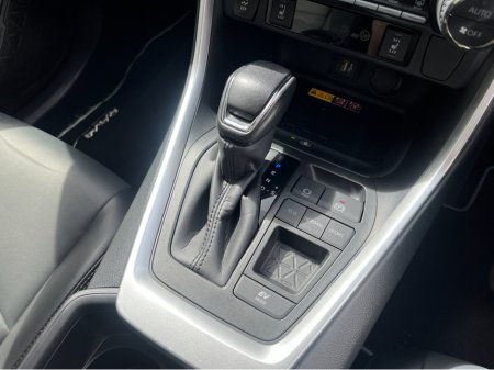 2024 Toyota RAV4 - photo 18