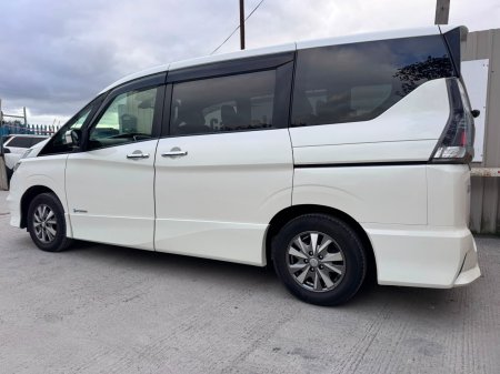 2019 Nissan Serena - photo 6