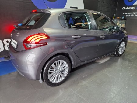 2019 Peugeot 208 - photo 9