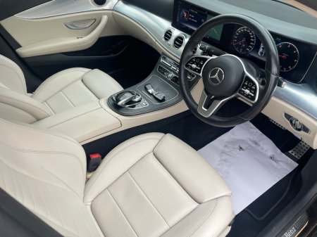 2019 Mercedes-Benz E-Class - photo 12