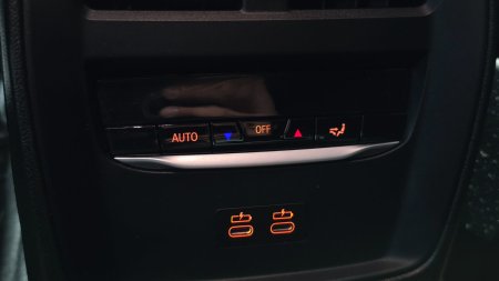 2024 BMW 3-Series - photo 24