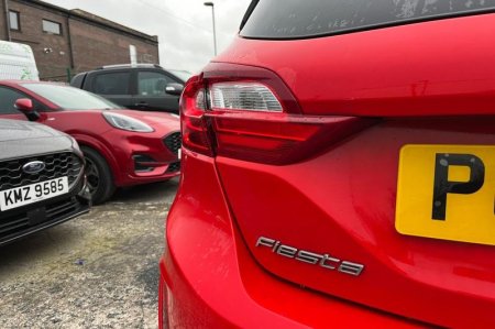 2020 Ford Fiesta - photo 40