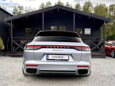 2023 Porsche Panamera - photo 5