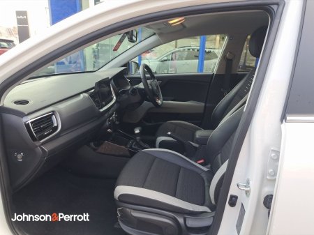 2026 Kia Stonic - photo 3