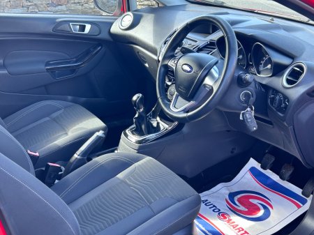 2014 Ford Fiesta - photo 12