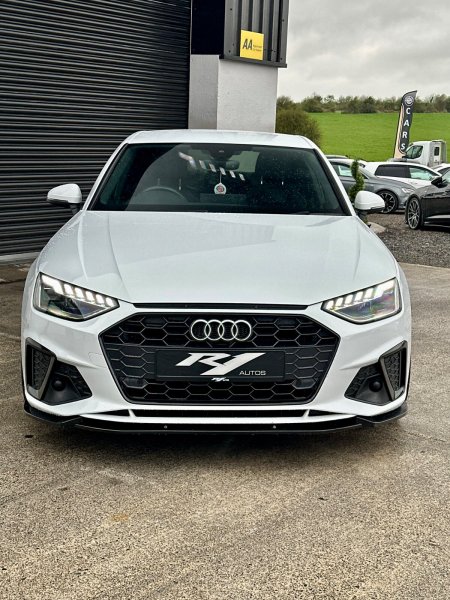 2021 Audi A4 - photo 2
