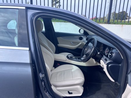 2017 Mercedes-Benz E-Class - photo 8