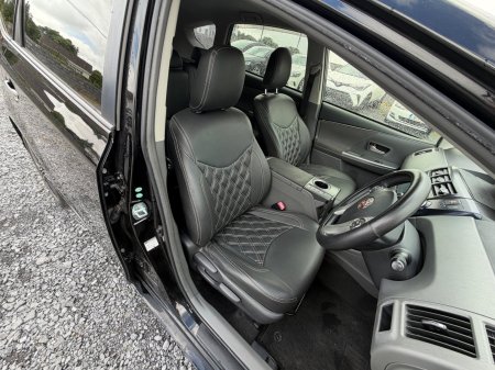 2013 Toyota Prius - photo 21