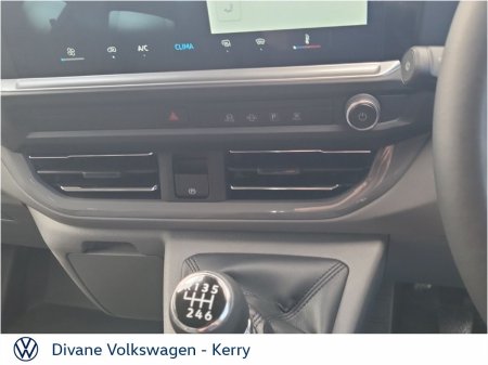2027 Volkswagen Transporter - photo 18