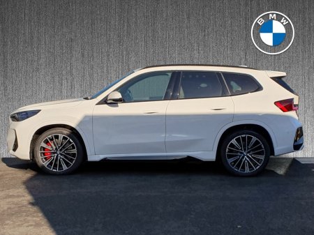 2026 BMW iX1 - photo 3