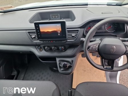 2026 Renault Trafic - photo 2