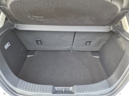 2019 Mazda Demio - photo 16