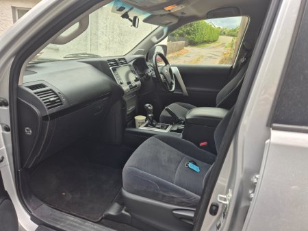 2022 Toyota Land Cruiser - photo 6
