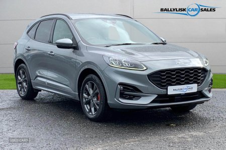2023 Ford Kuga 2.5 PHEV 225PS ST-Line in Solar Silver with only 20K