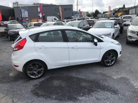 2017 Ford Fiesta - photo 9