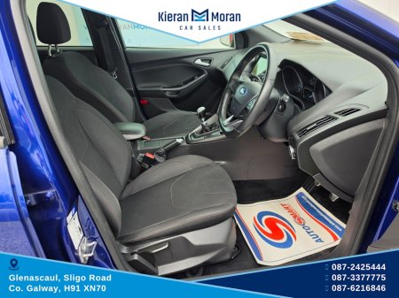 2017 Ford Focus - photo 14