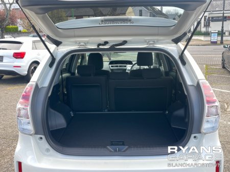 2019 Toyota Prius - photo 28