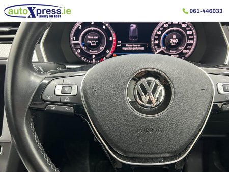 2020 Volkswagen Passat - photo 29