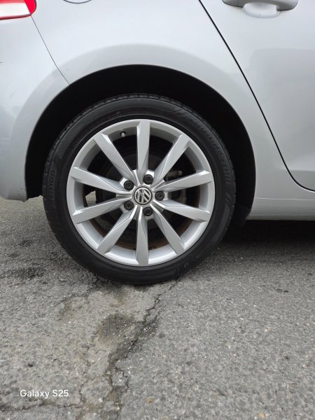 2011 Volkswagen Golf - photo 11