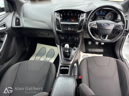 2018 Ford Focus - photo 11
