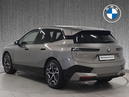 2023 BMW iX - photo 2