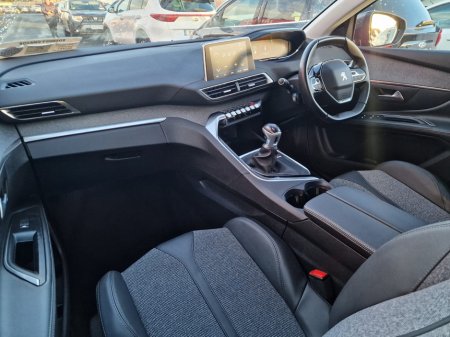 2018 Peugeot 5008 - photo 14
