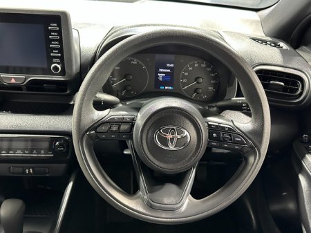 2023 Toyota Yaris - photo 12