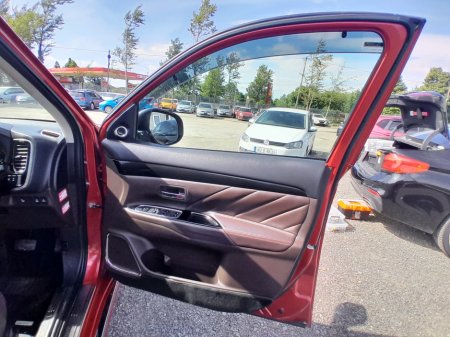 2017 Mitsubishi Outlander - photo 10
