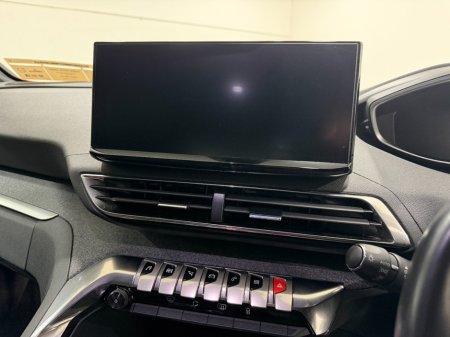 2023 Peugeot 5008 - photo 16