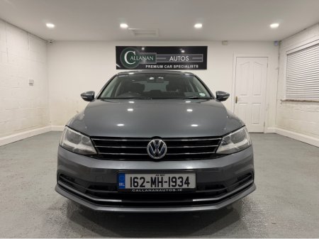 2016 Volkswagen Jetta - photo 2
