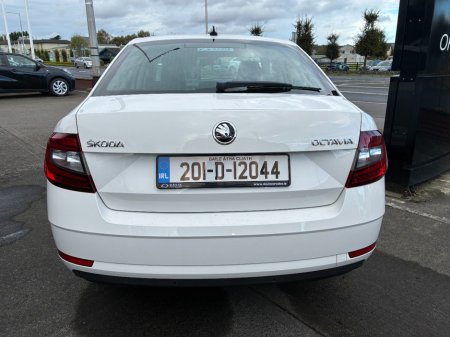 2020 Skoda Octavia - photo 4