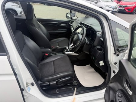 2015 Honda Fit - photo 16