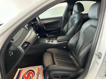 2018 BMW 5-Series - photo 15