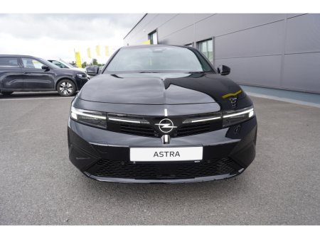 2026 Opel Astra - photo 2