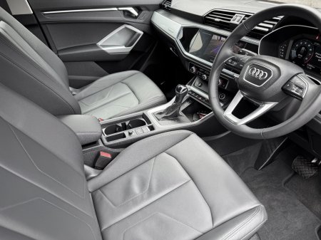 2025 Audi Q3 - photo 11