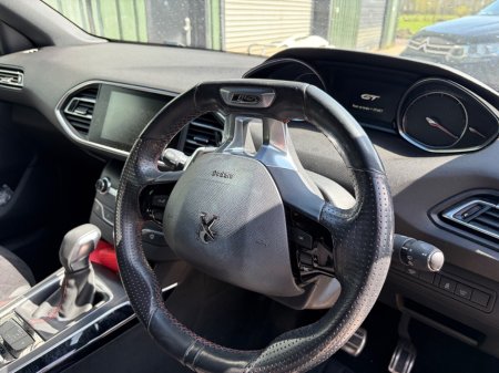 2017 Peugeot 308 - photo 4