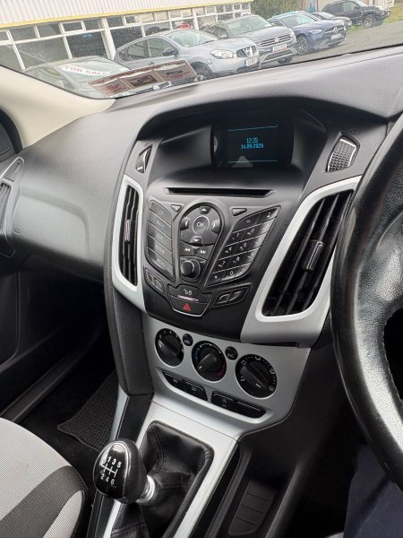 2014 Ford Focus - photo 14