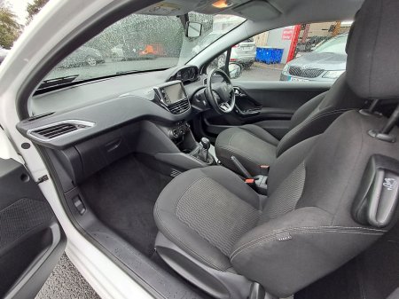 2017 Peugeot 208 - photo 7