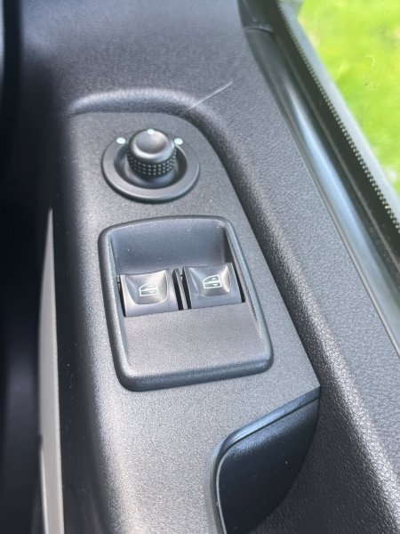2018 Nissan NV300 - photo 18