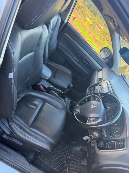 2014 Mitsubishi Outlander - photo 11
