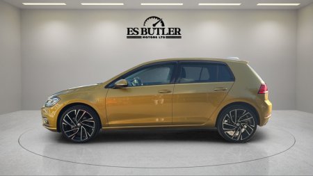 2019 Volkswagen Golf - photo 2