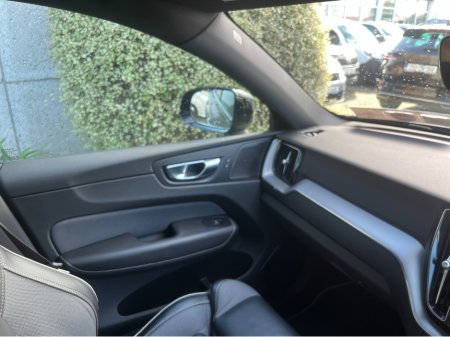 2019 Volvo XC60 - photo 17