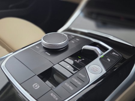 2023 BMW 3-Series - photo 22