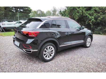2025 Volkswagen T-Roc - photo 8