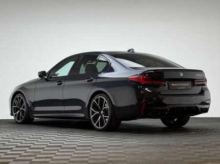 2022 BMW 5-Series - photo 5