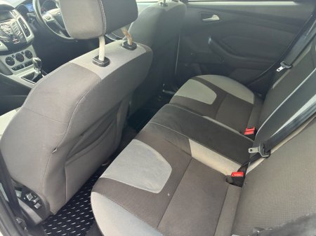 2012 Ford Focus - photo 19