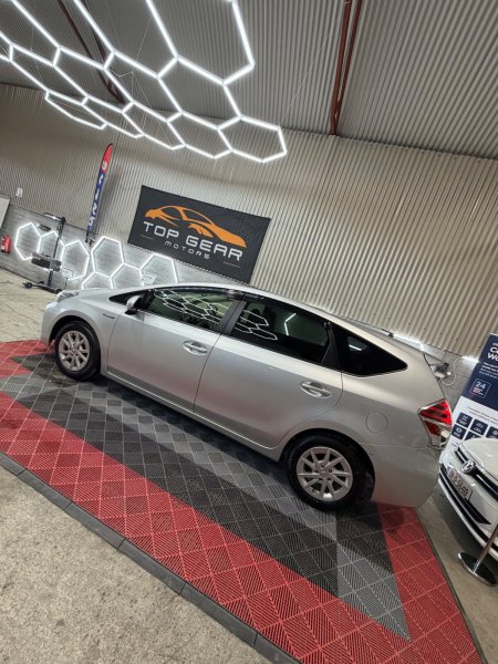 2017 Toyota Prius - photo 31