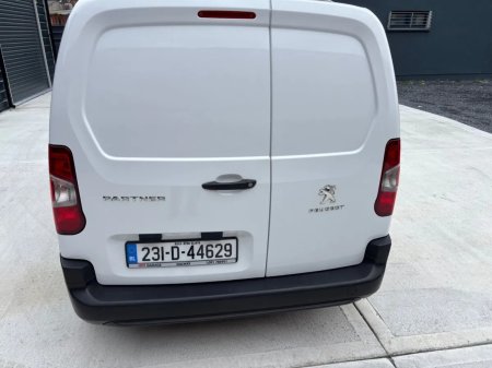 2023 Peugeot Partner - photo 10