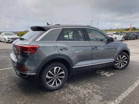 2023 Volkswagen T-Roc - photo 6